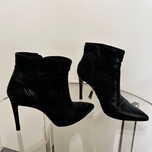 Vero Cuoio Heeled Mini Boots